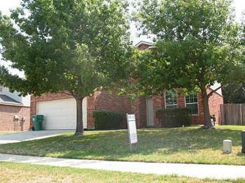$139,900
Denton Three BR 2.5 BA, Spacious 2297sf, 3 2 2 with Game Room and