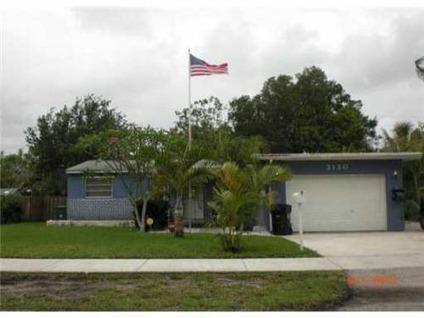 $139,900
Family home in Riverland w/swimming pool, Fort Lauderdale