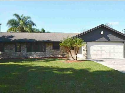 $139,900
Lake Wales 3BR 2BA, Affordable pool home near Lake