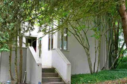$139,900
Suquamish Real Estate Home for Sale. $139,900 2bd/2ba. - Wendy Redding of
