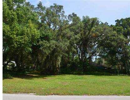 $139,900
Tampa, This beautifully wooded homesite is shaded by