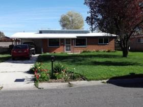 $139,950
1936 W 3140 S - Move in Ready with Single Level Living