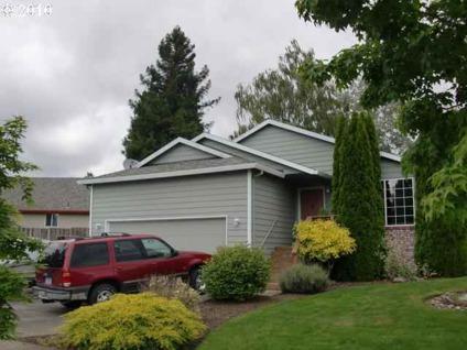 $139,999
2211 11TH AVE, Forest Grove OR 97116