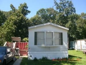 $13,500
2 Bed 2 Bath Mobile Home