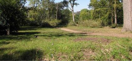 $13,900
951 Park Er Woods Dr, Rockford, IL 61102 - Nice Vacant Lot