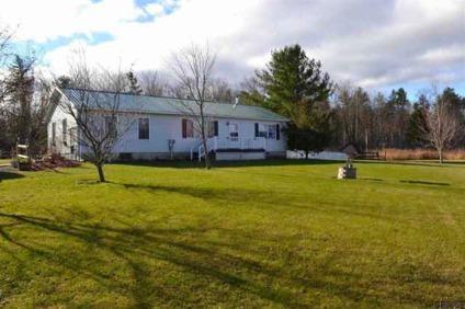 $140,000
Looking for a Spacious Three BR Home in a Nice Country Setting? Look No More