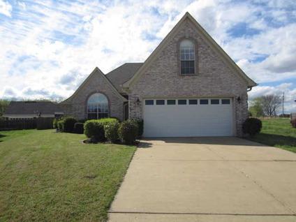 $142,900
Walls 4BR 2BA, VERY OPEN PLAN WITH COLUMNED DINING ROOM OFF