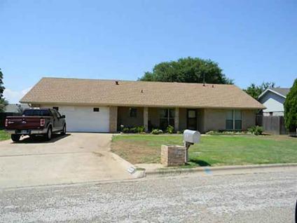 $143,900
Abilene Real Estate Home for Sale. $143,900 3bd/2ba. - Tonya Harbin of