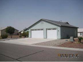 $144,900
Fort Mohave 3BR 2BA, THE WARM COSY LIVING ROOM SAYS STAY A