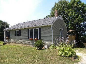$145,000
Lewiston, NEARLY NEW 3 BEDROOM 2 BATH RANCH IN A QUIET
