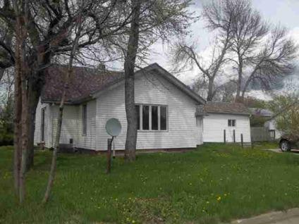 $145,900
Garrison 3BR 4BA, Enjoy the small town living in this