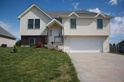 $148,900
Warrensburg Real Estate Home for Sale. $148,900 3bd/3ba. - DENISE MARKWORTH of