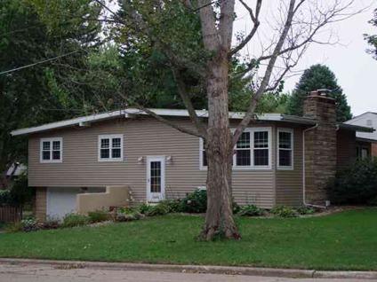 $149,200
Storm Lake 3BR 1.5BA, Beautiful home in Emerald Park.