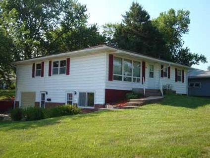 $149,500
Auburn, This wonderful 4 bed, 2 bath ranch style home is