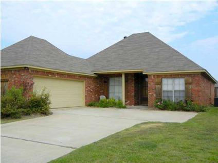 $149,900
Brandon, Well-maintained 3BR/2BA split plan is move-in