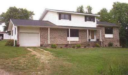 $149,900
Here is a Country Home situated on 10 beautiful acres in the heart of the Ozark