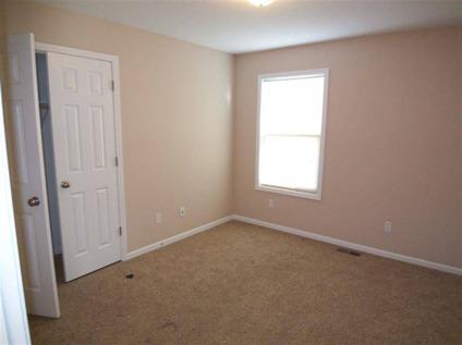 $149,900
Junction City, Spacious ranch floor plan with 3 bedrooms