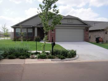 $149,900
OPEN HOUSE, June 17, 2-4pm (2700 Red Fish Rd., Norman) $149900 3bd 1413sqft