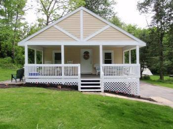 $149,900
Saratoga Springs 2BR 1BA, Totally renovated bungalow one