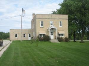 $149,900
Single-Family Real Estate in Cleveland WI