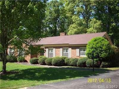 $149,900
Statesville 4BR 3.5BA, Beautiful home w/cozy den opening