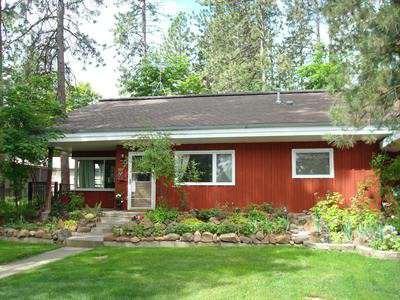 $149,900
Wonderful Home Located On A Peaceful, Private Lot!