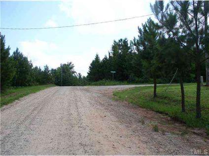 $14,900
Warrenton, 3 acre country lot with well and septic in place.