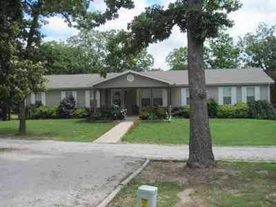 $150,000
4 Bed Home on Full Unfinished Basement. Great Location at Pomme DE Terre Lake.