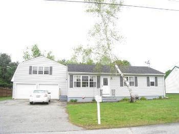 $150,000
Lewiston 1BA, LOVELY 4 BEDROOM FAMILY SIZED HOME IN A GREAT