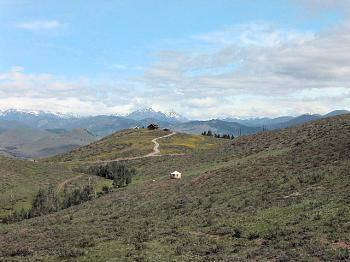 $150,000
Winthrop, Seclusion Near : From the spectacular snow capped