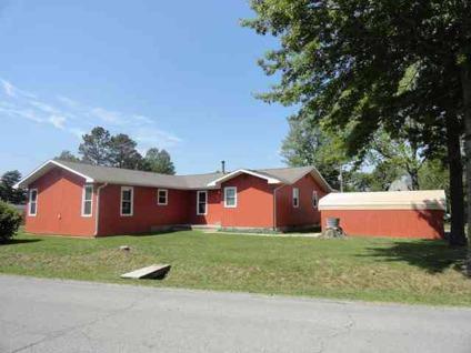 $150,900
1578LB-Spacious 2500 sq. ft home located in town on 2.58 acres m/l with 4