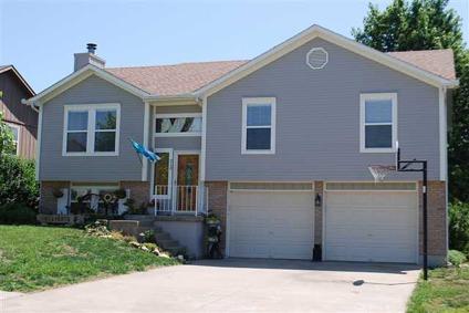 $151,900
Warrensburg Real Estate Home for Sale. $151,900 3bd/3ba. - MARIE ACOSTA of