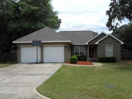 $152,000
Dothan Real Estate Home for Sale. $152,000 3bd/2ba. - Childers