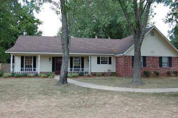 $154,900
Russellville 3BR 2BA, Listing agent and office: Chris