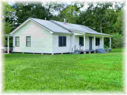 $155,000
Baton Rouge 3BR 2BA, LOCATION, LOCATION!! Well maintained