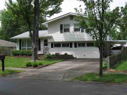 $155,900
Carbondale 4BR 2.5BA, You must see this charming