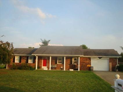 $155,900
Elizabethtown 3BR 2BA, Lots of room in this spacious home.