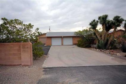$156,000
Elephant Butte, Close to the lake. This 3 bedroom 2 bath