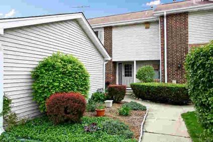 $156,000
Naperville 3BR 1BA, Terrific townhome has great water views