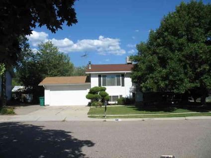 $157,000
Layton 4BR 1BA, This home shines! Well maintained with new