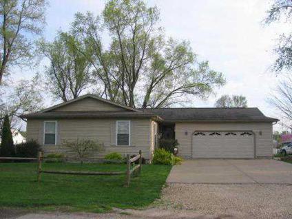 $158,000
1 Story, Ranch - STREATOR, IL