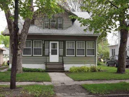 $159,000
Aberdeen 3BR 1.5BA, Beautifully updated kitchen,and detailed
