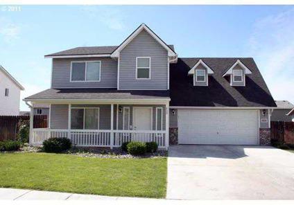 $159,000
Hermiston 2.5BA, A newer 2-story home of distinction and