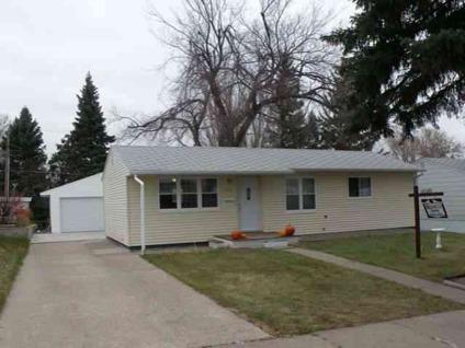 $159,000
Mandan 1BA, This is a 4 bedroom updated ranch home in NW .