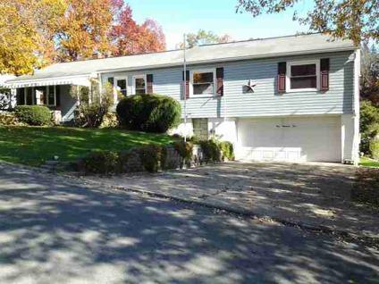 $159,900
Beckley 3BR, Back on the Market!!! List Price is drastically