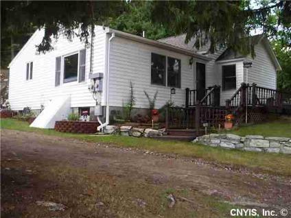 $159,900
Cape Vincent 1BA, Lots of options here! Charming 3 bedroom