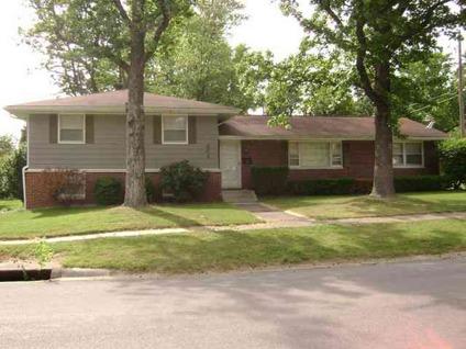 $159,900
Carbondale 4BR 1BA, Super location close to Southern