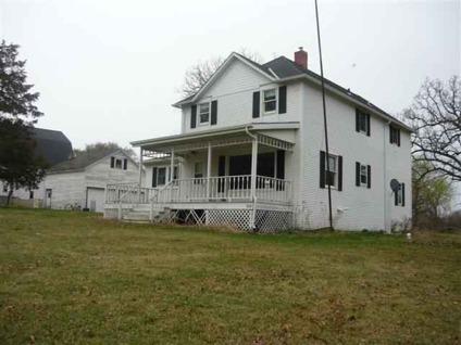 $159,900
Christiana 2BA, This 3 bedroom country home sits on 5 acres