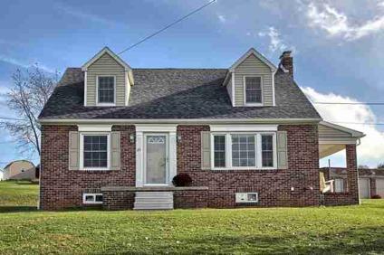 $159,900
Dallastown 4BR 2BA, HGTV would feature this one...