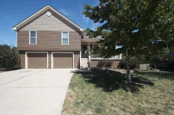 $159,900
Lees Summit 3BR 3BA, WOW you won't believe the space!!